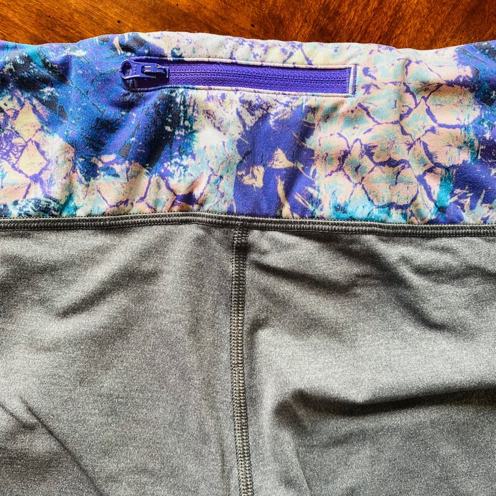 Ivivva by Lululemon Girl’s size 14 Capri Tights - Picture 5 of 12